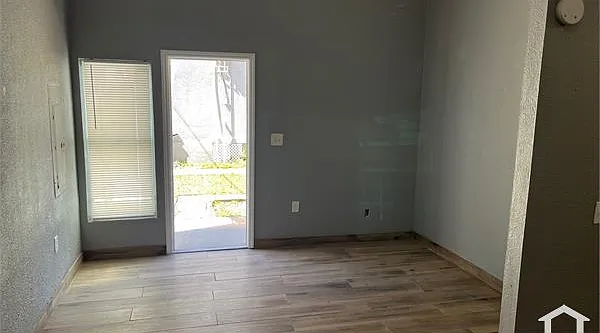 1 bed, 450 sqft, $1,820 — Photo 2