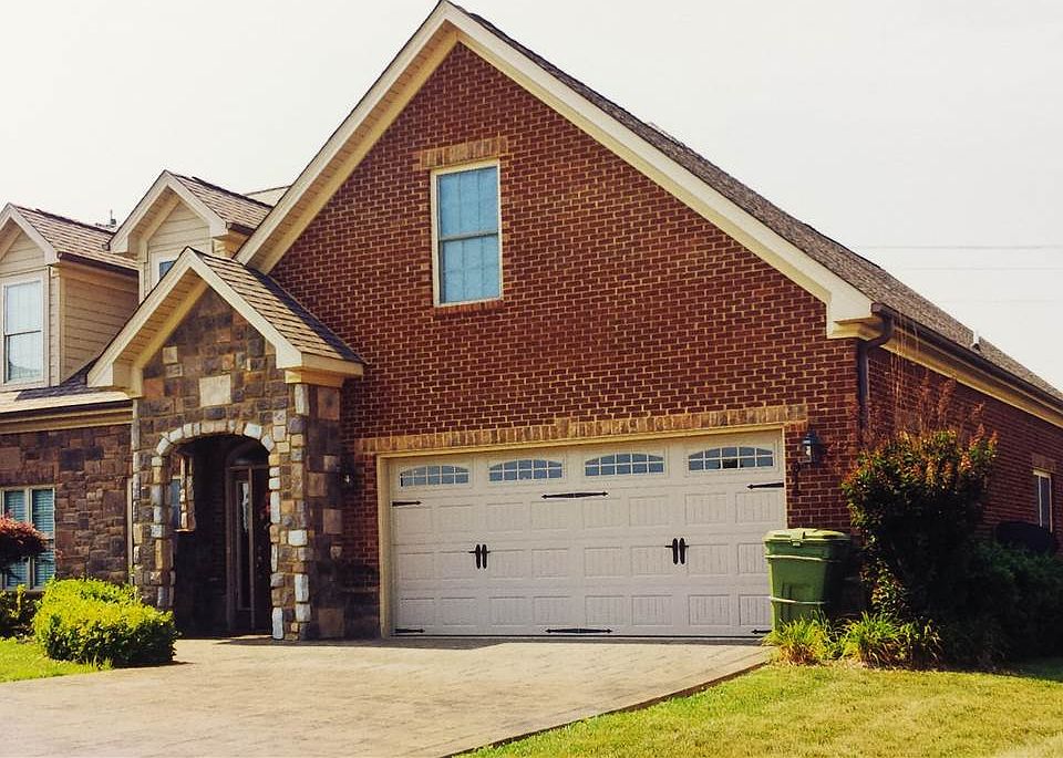 1st image of 316 Lochmere Greene Dr