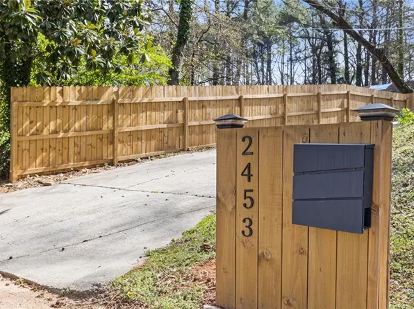 2453 Paul Ave NW, Atlanta, GA 30318