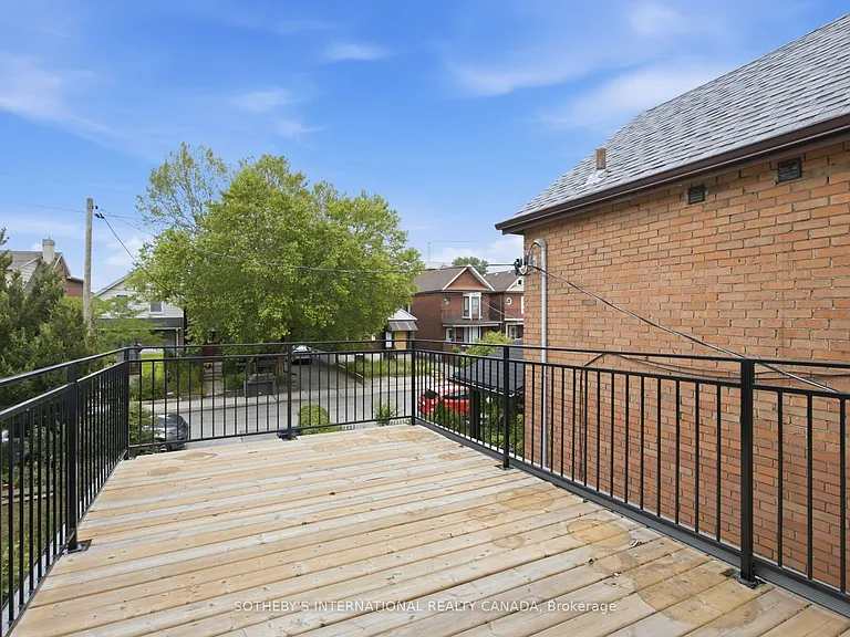 676 Beresford Ave #UPPER — Photo 17
