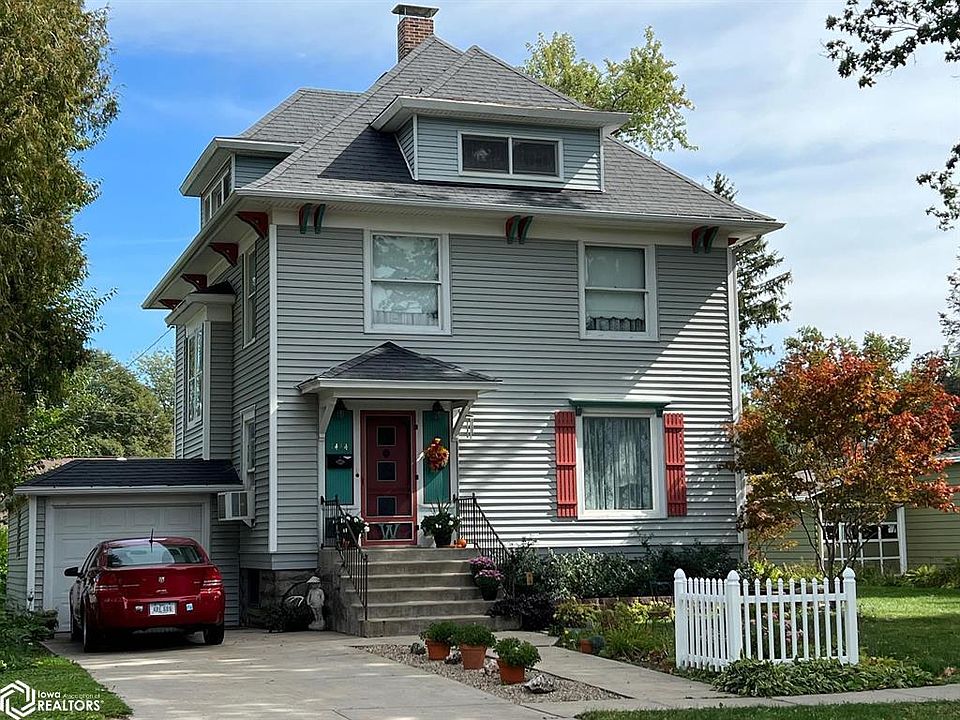 1414 Main St, Grinnell, IA 50112 MLS 6301728 Zillow