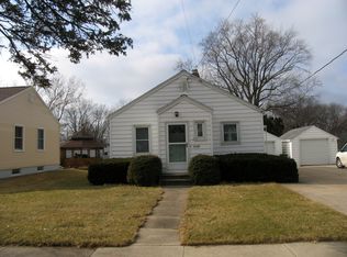 1530 W 11th St, Waterloo, IA 50702