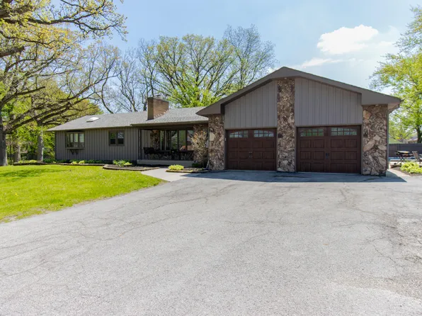 241R Washington St, Lowell, IN 46356