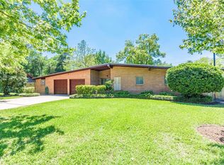 1206 Kipp Ave, Kemah, TX 77565