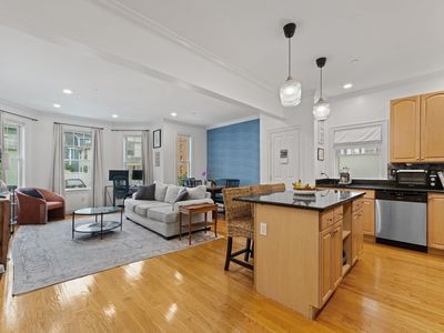 146 Clifton St APT 4, Malden, MA, 02148