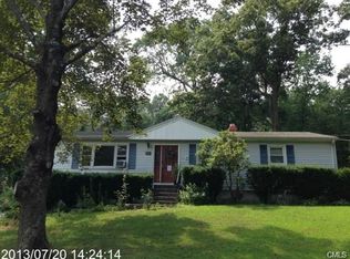 106 Pastors Walk, Monroe, CT 06468