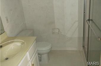 3rd image of 1275 Gardens Circle Dr