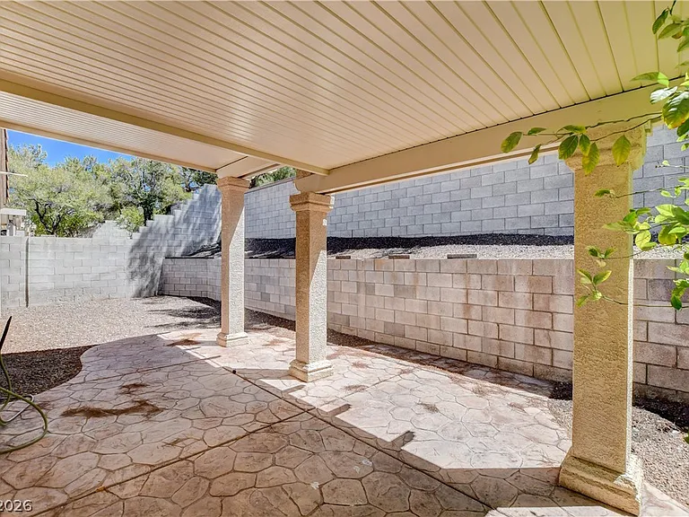 2521 Citrus Garden Cir — Photo 17