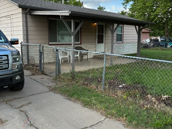 1702 S Catherine Ave, Wichita, KS 67213