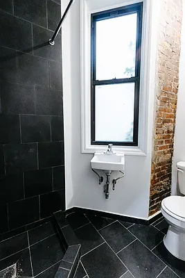 Rented by Avenues Real Estate | media 28