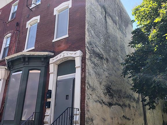 3rd image of 2132 N 20th St