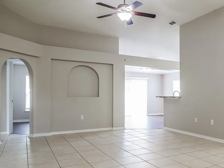 12514 Woodbury Cove Dr — Photo 3