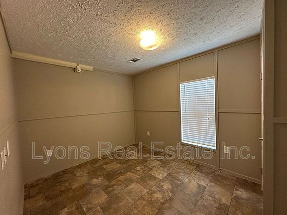 3rd image of 8086 Heck Dr #10