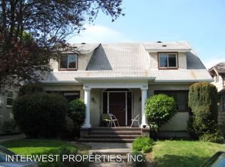 2435 NW Northrup St, Portland, OR 97210