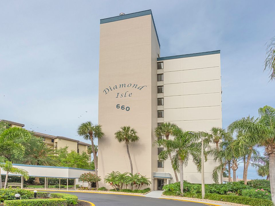 1st image of 660 Island Way APT 804