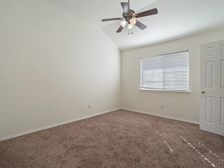 8513 Stetson Dr — Photo 34