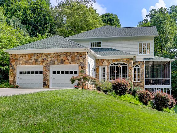 3rd image of 7727 Cherokee Springs Way