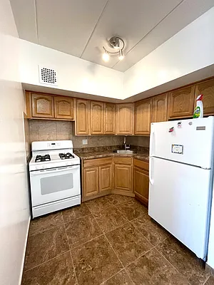 Rented by Sterling Realty Solution Inc | media 1