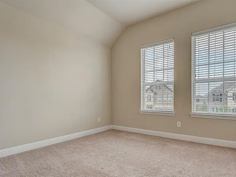 2512 Fountain Gate Dr — Photo 22