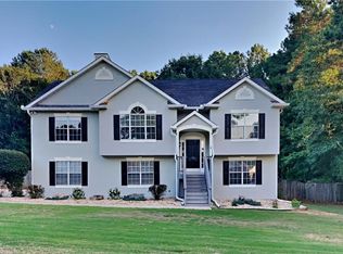 70 Malvern Hl, Sharpsburg, GA 30277