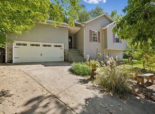 533 Leeza Loop, Dickson, TN 37055