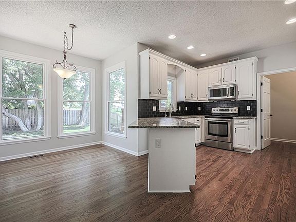 2nd image of 11600 W 117th Ter