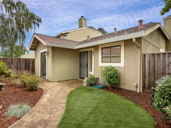 7622 Arbor Creek Cir, Dublin, CA 94568