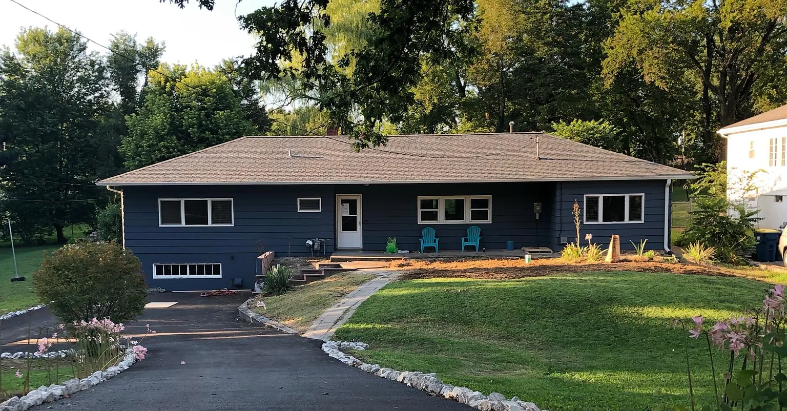 1511 Grand Ave photo 1