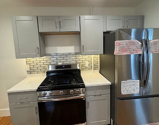5th image of 20-22 Everett Sq #2B