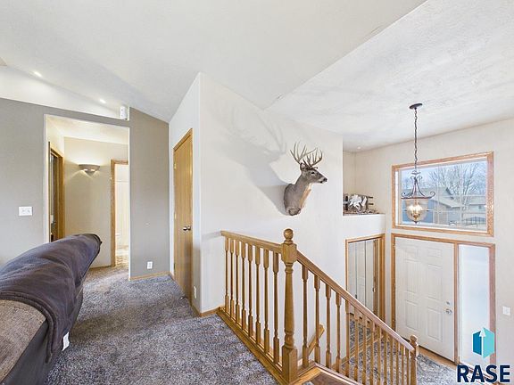 3rd image of 3300 S Sundrop Ave