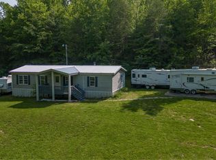 1282 Litton Covered Bdg Rd, Huntsville, TN 37756