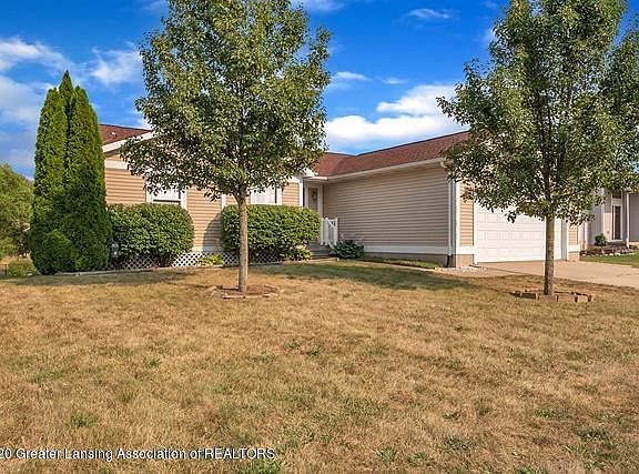 3rd image of 4844 Sunset Dr