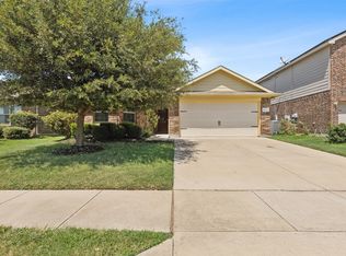 8848 Poynter St, Fort Worth, TX 76123
