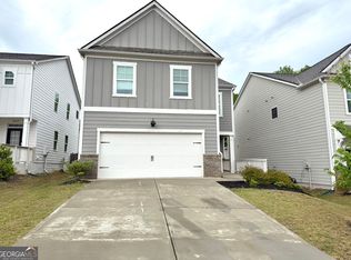 5831 Screech Owl Dr, Flowery Branch, GA 30542