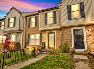 44 Robin Ridge Ct, Baltimore, MD 21234