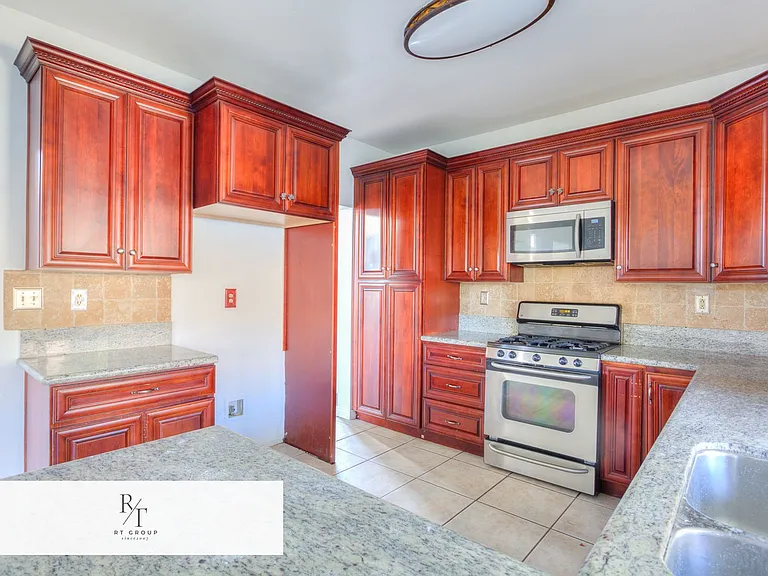 6153 Orvieto Ct — Photo 8