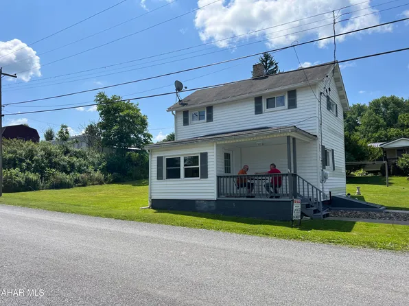 1016 Market St, Coalport, PA 16627