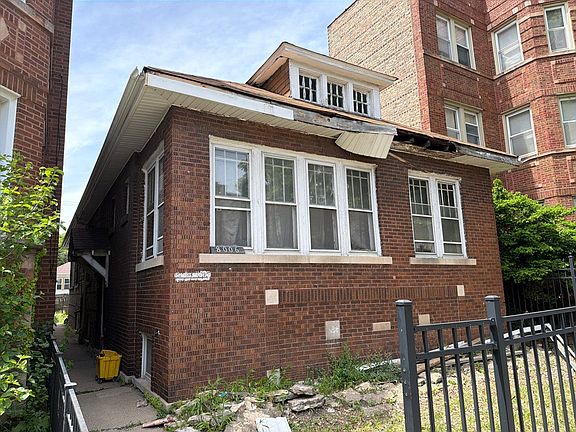 3rd image of 8006 S Marshfield Ave