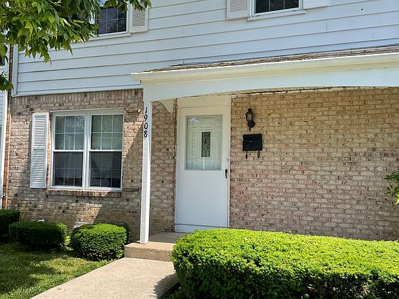 3rd image of 1908 Arrowood Dr #294