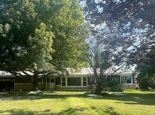 747 State Highway 32, Buffalo, MO 65622