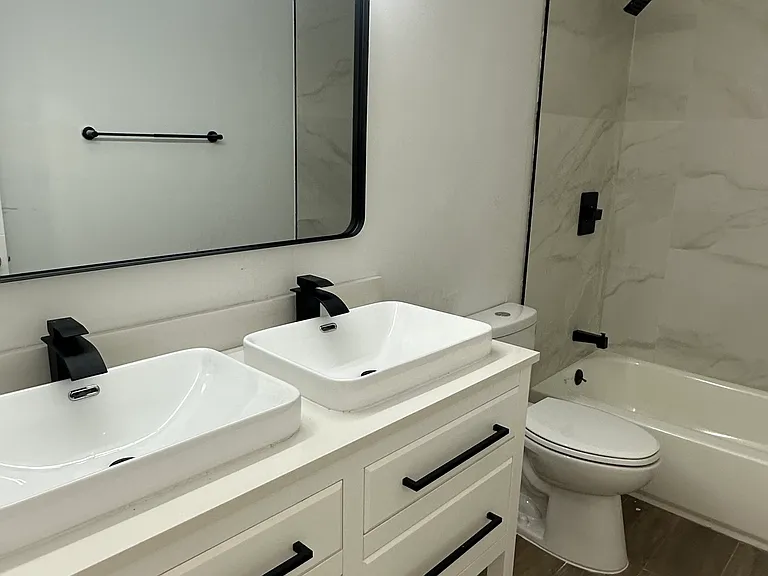 2nd Bathroom