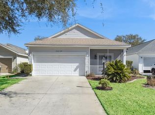 25239 Cranes Roost Cir, Leesburg, FL 34748