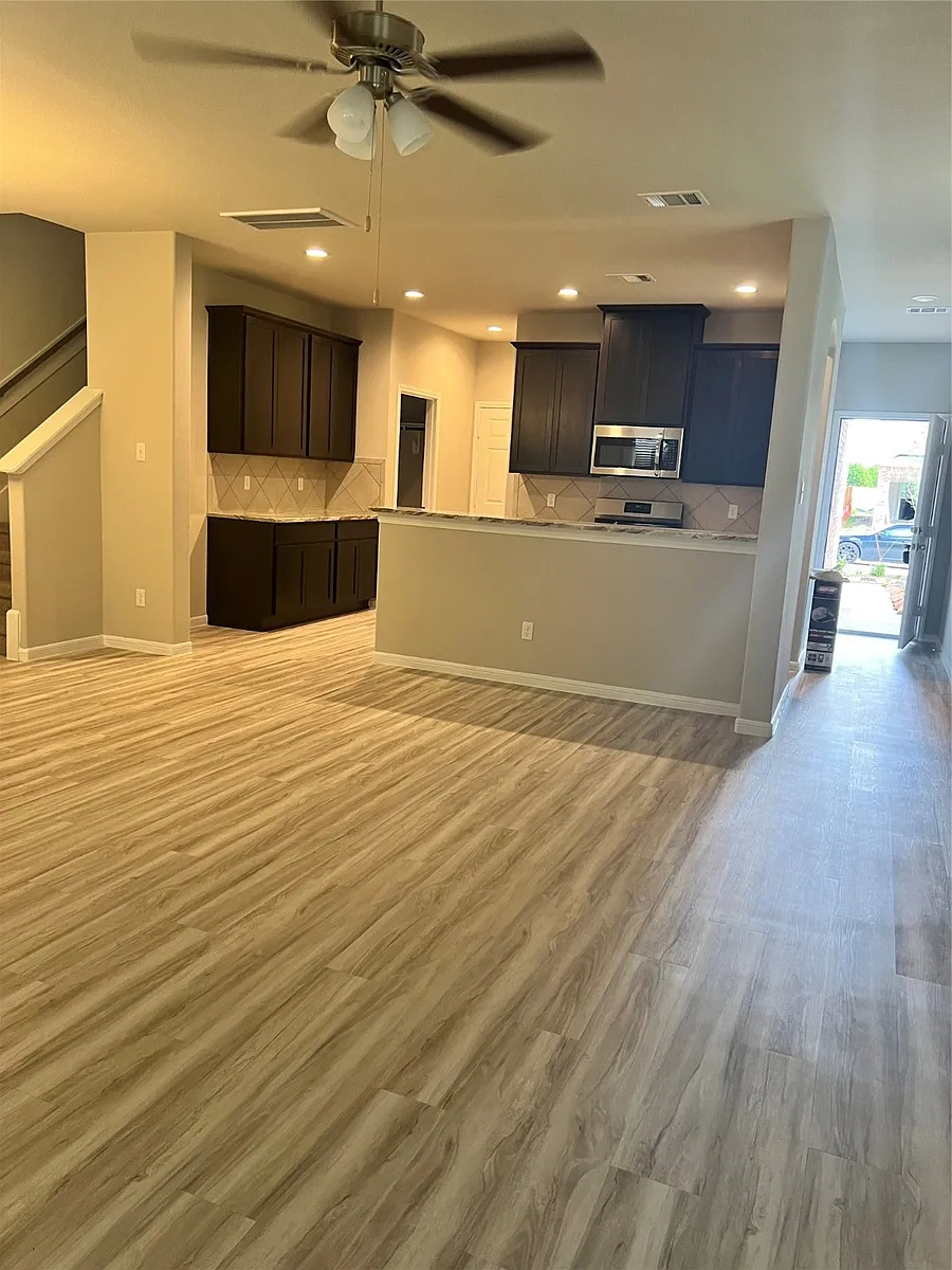 Building Photo - 6518 Wenlock Dr #6518