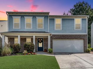 5437 Blossom Brook Dr, Sugar Hill, GA 30518