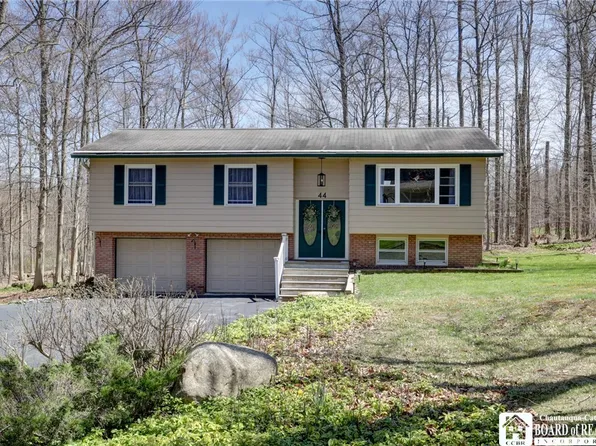 44 Fairwood Dr, Lakewood, NY 14750