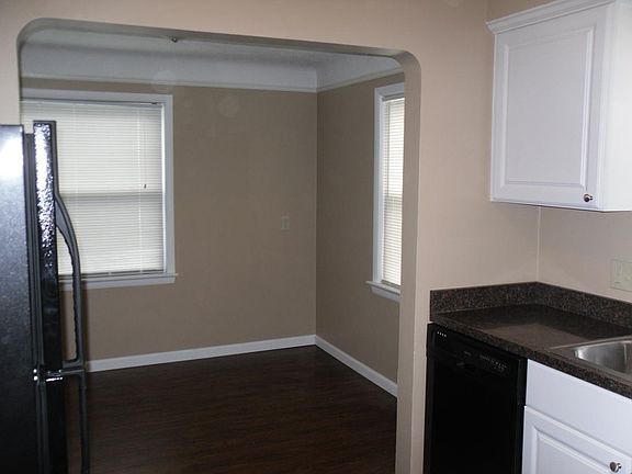 5th image of 21031 Wilmore Ave