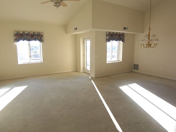 2nd image of 1500 S Ardmore Ave APT 603