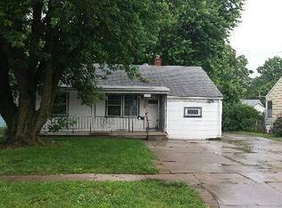 1927 S Ridgewood Dr, Wichita, KS 67218