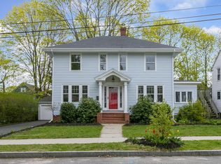 34 Chamberlain Ave, Portland, ME 04101