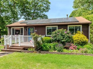 12 Twin Leaf Trl, Saunderstown, RI 02874